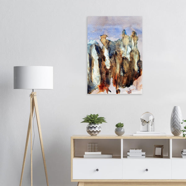 Fine-Art Poster „Blatt 5.1 aus dem „Blauen Skizzenbuch“ von johann franki in einem Arbeitszimmer mit weißgekalkter Wand, Stehlampe und Sideboard – das  Motiv im Hochformat zeigt eine Gruppe Wesen.Fine-Art Poster „Blatt 6.2“ aus dem „Blauen Skizzenbuch“ von johann franki in einem Ruheraum mit weißgekalkter Wand und Bett – das  Motiv zeigt eine Figur auf einem schwebendem Board.